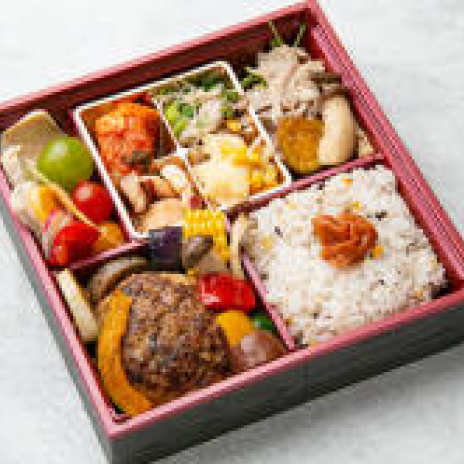 国産牛使用の自家製ハンバーグご膳